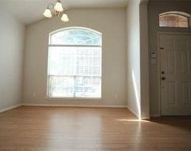 25202 Diamond Ranch Drive - Photo Thumbnail 6