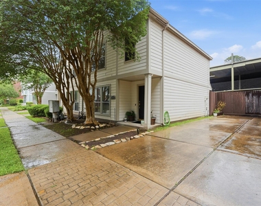 1923 Bailey Street - Photo Thumbnail 19