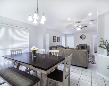 13414 Creek Springs Drive - Photo Thumbnail 5
