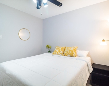 13414 Creek Springs Drive - Photo Thumbnail 19