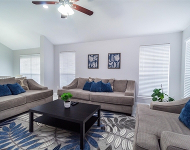 13414 Creek Springs Drive - Photo Thumbnail 4