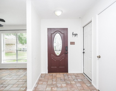 2406 Blue Mist Court - Photo Thumbnail 2