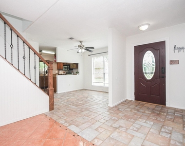 2406 Blue Mist Court - Photo Thumbnail 3