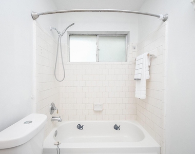 2406 Blue Mist Court - Photo Thumbnail 27