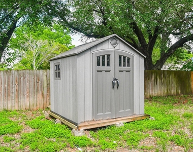 2406 Blue Mist Court - Photo Thumbnail 31