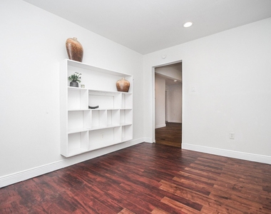 2406 Blue Mist Court - Photo Thumbnail 22