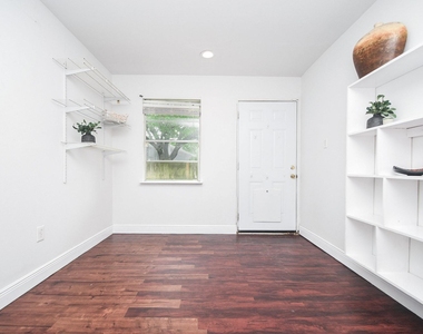 2406 Blue Mist Court - Photo Thumbnail 21