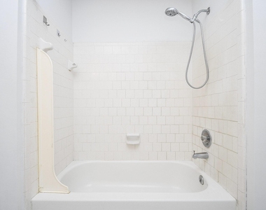 2406 Blue Mist Court - Photo Thumbnail 19
