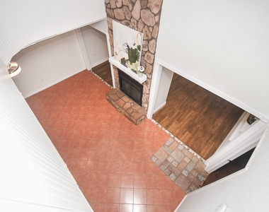 2406 Blue Mist Court - Photo Thumbnail 20