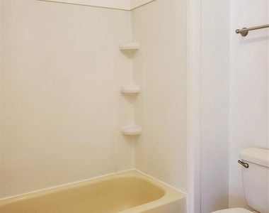 5319 Cherie Crest Court - Photo Thumbnail 11