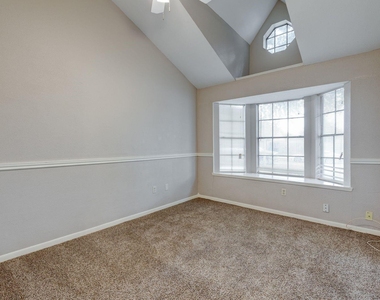 5102 Parsley Street - Photo Thumbnail 4
