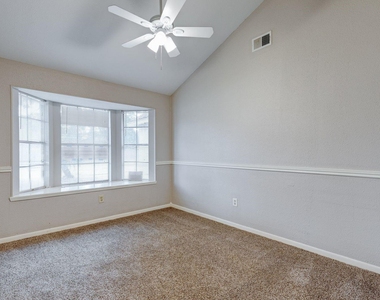 5102 Parsley Street - Photo Thumbnail 3