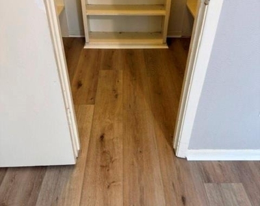 5102 Parsley Street - Photo Thumbnail 10