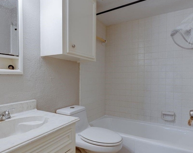 5102 Parsley Street - Photo Thumbnail 2