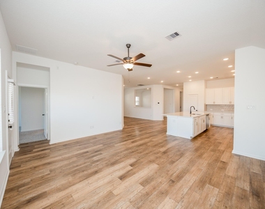 42514 Summer Crest Road - Photo Thumbnail 17