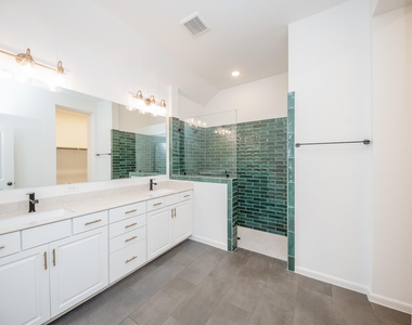 42514 Summer Crest Road - Photo Thumbnail 24