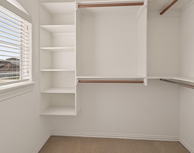 2210 Bywater Drive - Photo Thumbnail 31