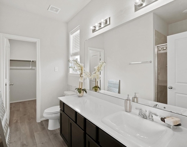 1443 Acorn Meadow Street - Photo Thumbnail 10