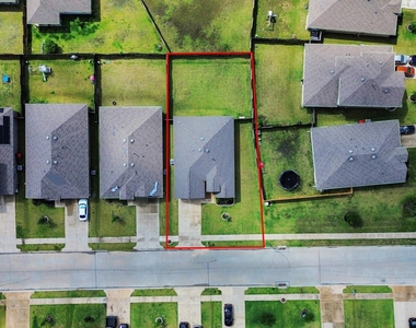 22827 Ginosa Trail - Photo Thumbnail 42