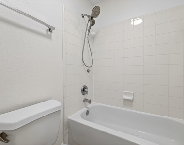 19530 Harvest Stream Way - Photo Thumbnail 34