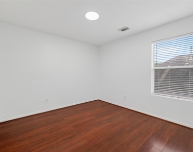 19530 Harvest Stream Way - Photo Thumbnail 31