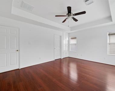 19530 Harvest Stream Way - Photo Thumbnail 36