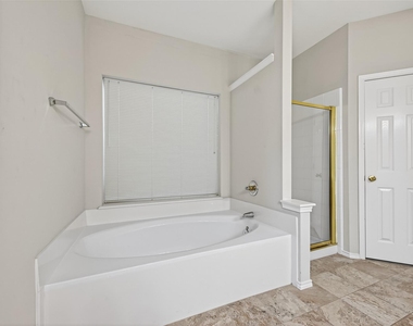 5911 Indian Hills Ln Lane - Photo Thumbnail 11