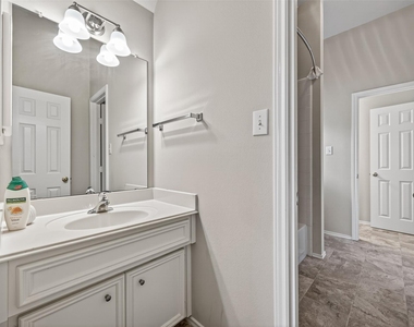 5911 Indian Hills Ln Lane - Photo Thumbnail 26