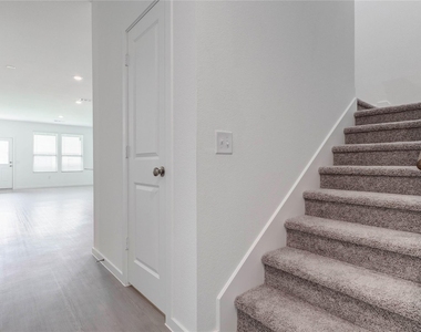 15011 Rustic Moon Rd Road - Photo Thumbnail 20