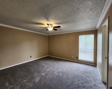 17331 Red Oak Drive - Photo Thumbnail 6