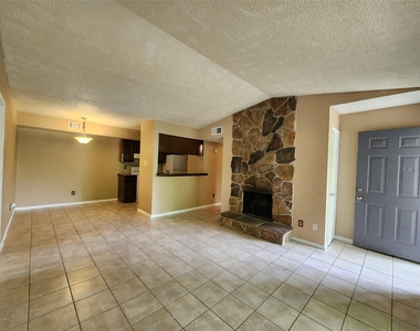 17331 Red Oak Drive - Photo Thumbnail 3