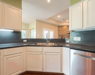 14403 Vlasta Street - Photo Thumbnail 24