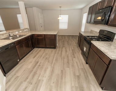 17134 Hailey Harbor Drive - Photo Thumbnail 5