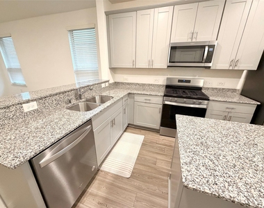 1348 Bright Hill Drive - Photo Thumbnail 7