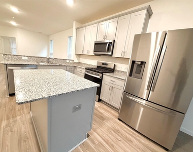 1348 Bright Hill Drive - Photo Thumbnail 3