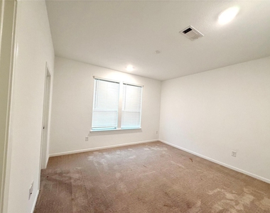 1348 Bright Hill Drive - Photo Thumbnail 14