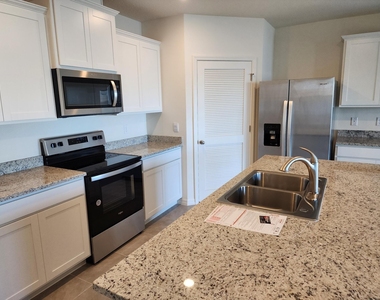 4946 Barr Street - Photo Thumbnail 6