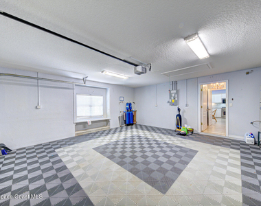 1937 Golf Vista Boulevard - Photo Thumbnail 32