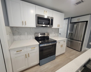 4944 Elkner Street - Photo Thumbnail 7