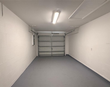 13186 Thrush Street - Photo Thumbnail 2