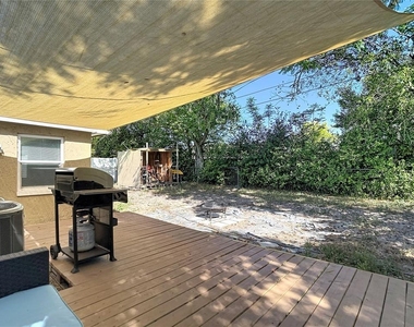 5913 Appletree Road - Photo Thumbnail 10