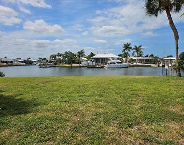 1028 Apollo Beach Boulevard - Photo Thumbnail 15
