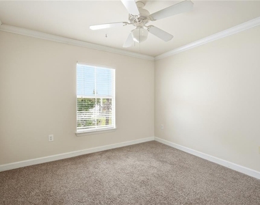 18367 Bridle Club Drive - Photo Thumbnail 11