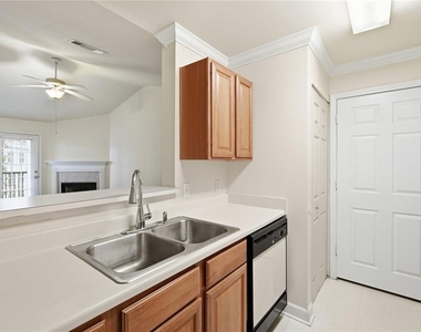 18367 Bridle Club Drive - Photo Thumbnail 6