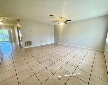 10337 Usher Street - Photo Thumbnail 1