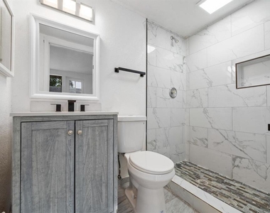 6531 Hill Top Road - Photo Thumbnail 12