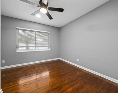 6531 Hill Top Road - Photo Thumbnail 7