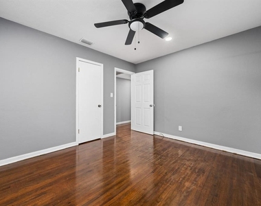 6531 Hill Top Road - Photo Thumbnail 9