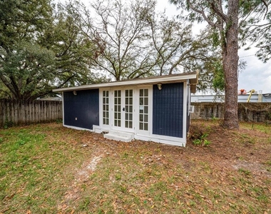 6531 Hill Top Road - Photo Thumbnail 15