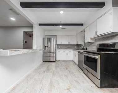 6531 Hill Top Road - Photo Thumbnail 4